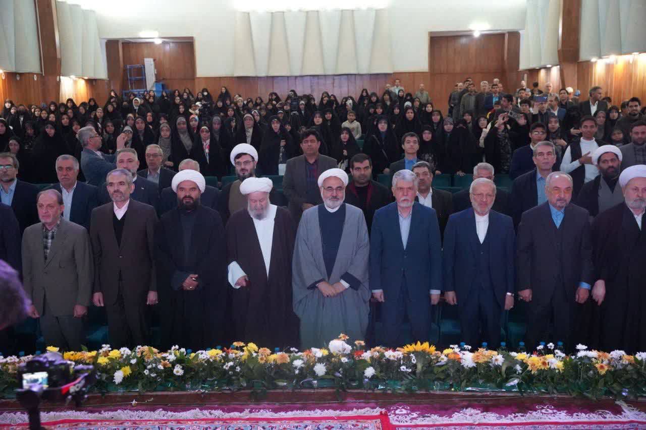 تجلیل از حافظان کل موسسه مهدقرآن کریم